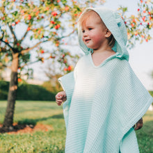 Charger l&#39;image dans la galerie, Poncho à Capuche Enfant - Menthe Claire
