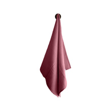 Load image into Gallery viewer, Vafeļu kokvilnas dvielis / Waffled Cotton Towel - Dark Old Pink - Susu Shop Latvia
