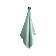 Load image into Gallery viewer, Vafeļu kokvilnas dvielis / Waffled Cotton Towel - Light Mint - Susu Shop Latvia
